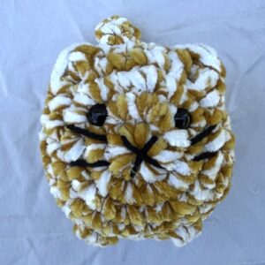 Loaf Kitten, Gold/White